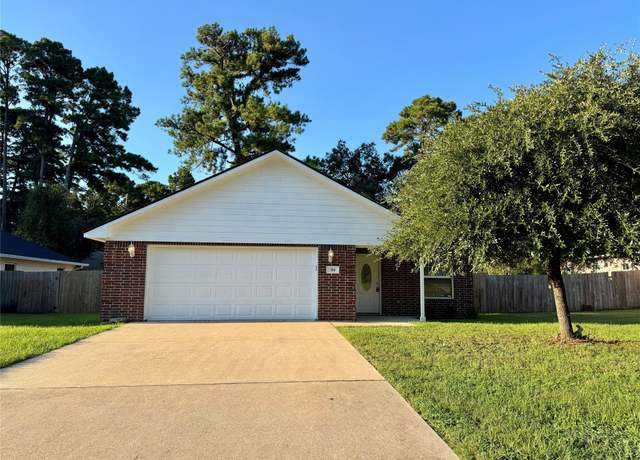 Property at 314 Green Leaf St, Huntsville, TX 77340, 3 beds, 2 baths