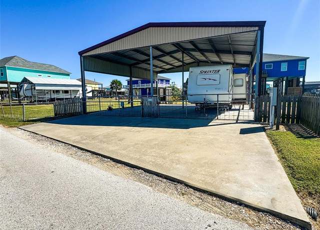 Property at 1776 Catfish Ln, Crystal Beach, TX 77650