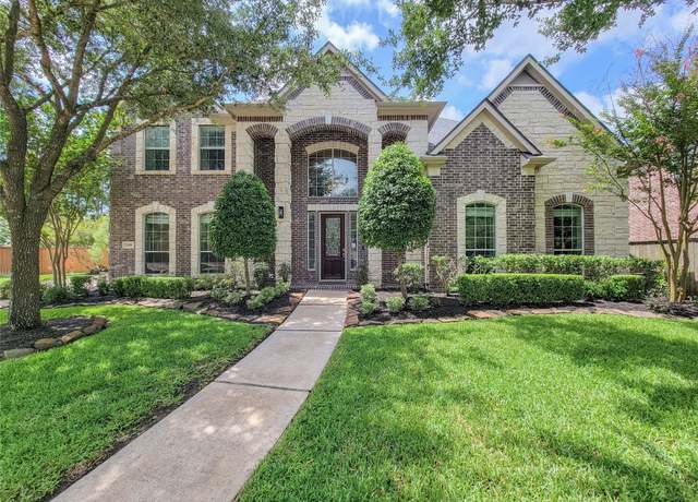 Property at 7918 Pine Heath Ct, Humble, TX 77396, 5 beds, 3.5 baths