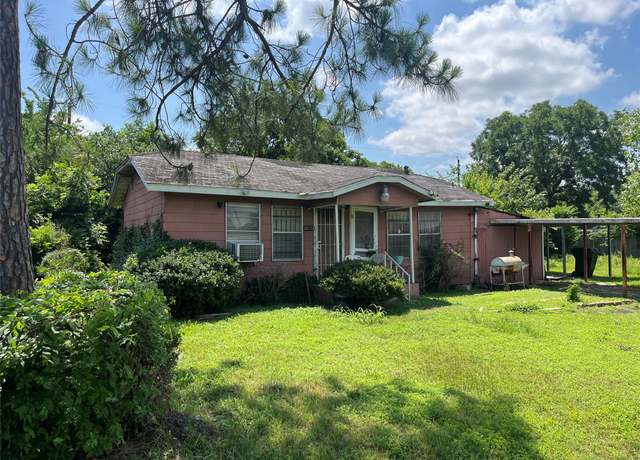 Property at 10113 Teneha Dr, Houston, TX 77033, 2 beds, 1 bath