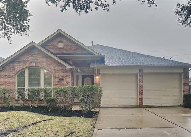 Property at 4542 Long Creek Dr, Fresno, TX 77545, 4 beds, 2 baths
