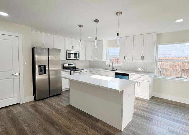 Property at 5814 W Bellfort Ave, Houston, TX 77035, 3 beds, 2 baths