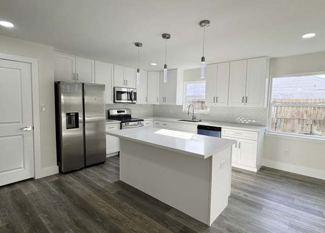 Property at 5814 W Bellfort Ave, Houston, TX 77035, 3 beds, 2 baths