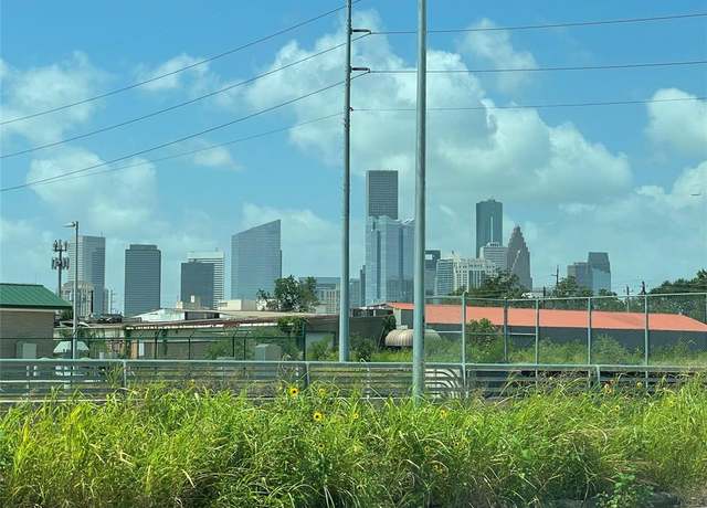Property at 2023 Semmes St, Houston, TX 77026