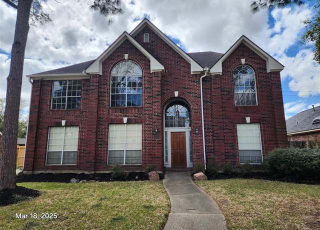 Property at 16619 Palisades Point Dr, Pasadena, TX 77059, 4 beds, 2.5 baths