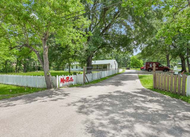Property at 22830 Fritz Ln, Spring, TX 77389, 4 beds, 1.5 baths