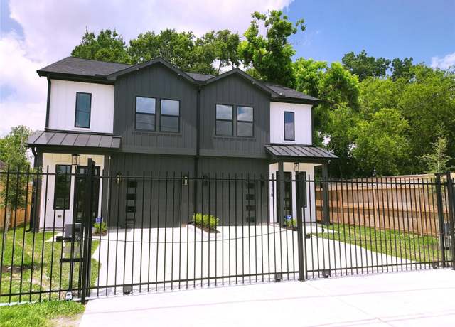 Property at 7911 Carver Rd, Houston, TX 77088, 3 beds, 3 baths