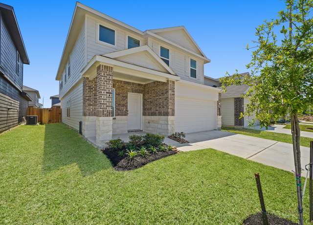 Property at 1031 Muscadine Vine Ln, Houston, TX 77090, 5 beds, 3 baths