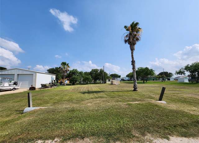 Property at Lot 633-634 Swallow Dr, Palacios, TX 77465