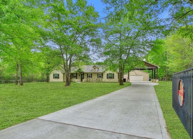 Property at 17427 Horseshoe Bnd, Waller, TX 77484, 3 beds, 2 baths