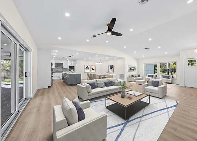 Property at 280 Sulky Way, Wellington, FL 33414, 4 beds, 2 baths