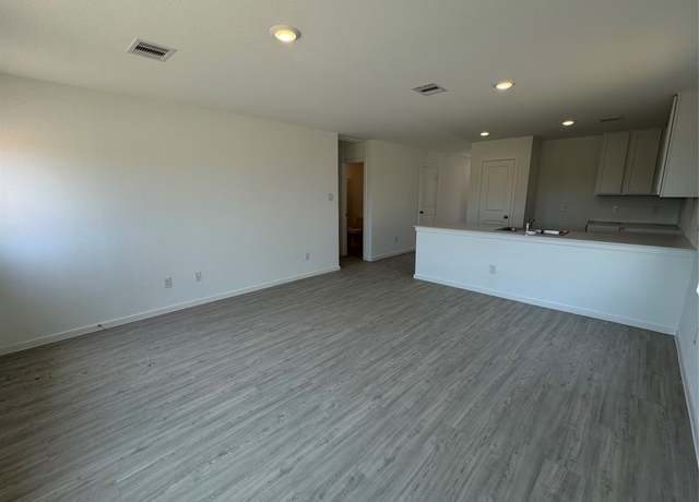 Property at 722 Zuppino Ln, Huffman, TX 77336, 3 beds, 2 baths
