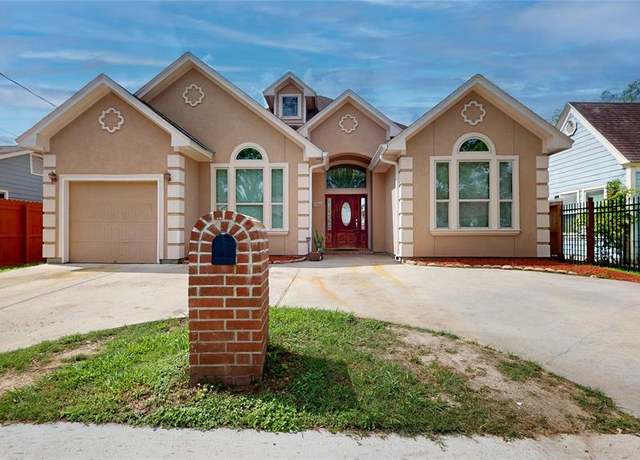 Property at 7106 Japonica St, Houston, TX 77087, 4 beds, 3 baths