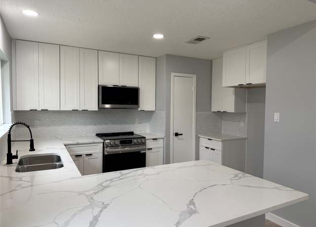 Property at 7311 Skylight Ln, Houston, TX 77095, 3 beds, 2 baths