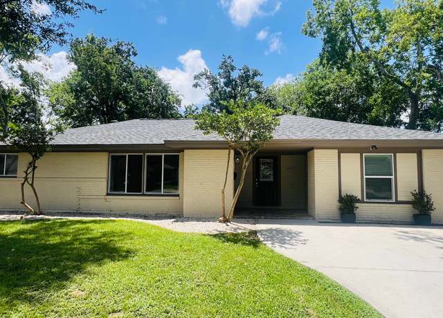 Property at 6229 Carew St, Houston, TX 77074, 3 beds, 2 baths
