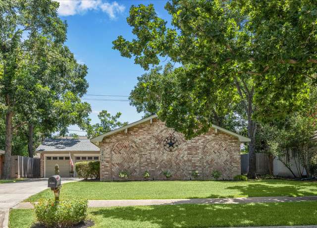 Property at 12419 Rincon Dr, Houston, TX 77077, 4 beds, 2 baths