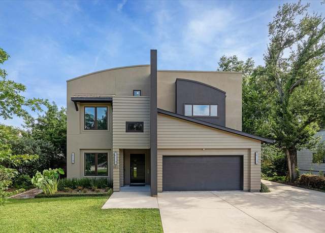 Property at 863 W 42nd St, Houston, TX 77018, 4 beds, 5 baths