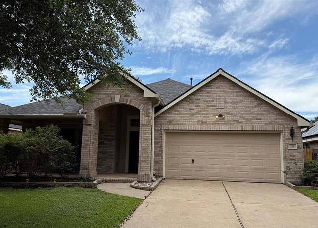 Property at 315 Riverway Bluff Ln, Richmond, TX 77406, 3 beds, 2 baths