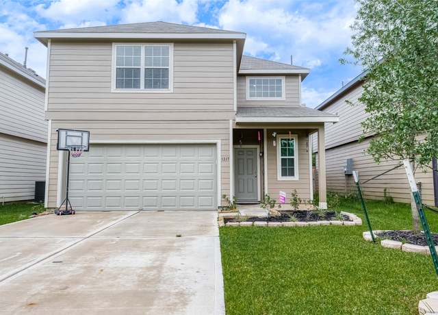 Property at 1317 Mount Bassie Trl, Conroe, TX 77301, 4 beds, 2.5 baths