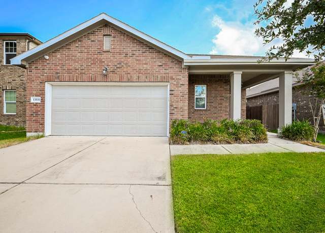 Property at 13535 Wembley Heights Dr, Houston, TX 77049, 3 beds, 2 baths
