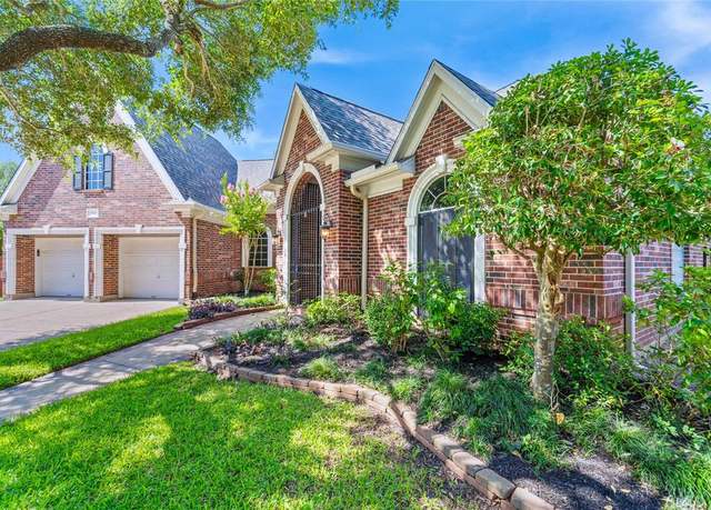 Property at 3106 Royal Lytham Ct, Sugar Land, TX 77479, 3 beds, 2.5 baths