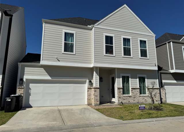 Property at 405 Stonework Oaks Ln, Houston, TX 77076, 3 beds, 2.5 baths