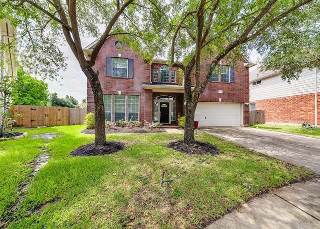 Property at 17611 Wind Mist Ln, Cypress, TX 77433, 6 beds, 2.5 baths