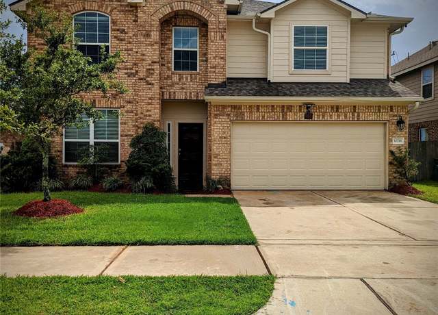 Property at 10718 Wall Fern Way, Houston, TX 77034, 4 beds, 3.5 baths