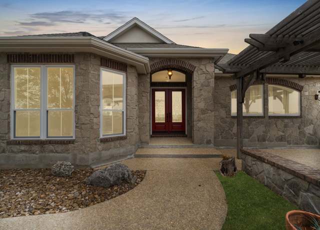Property at 1069 Fawn River Dr, Spring Branch, TX 78070, 6 beds, 5.5 baths