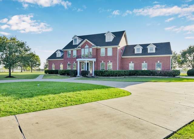 Property at 19931 Stone Creek Ct, Tomball, TX 77377, 5 beds, 3 baths