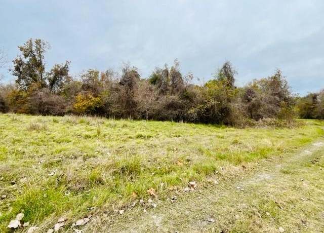 Property at Lot 305 Trinity Dr, Liberty, TX 77575