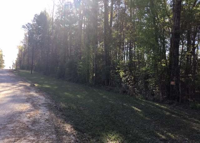 Property at 310 Johnson Dr, Livingston, TX 77351