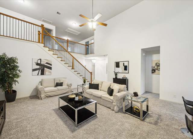 Property at 1516 Foshee Ct, Alvin, TX 77511, 4 beds, 3.5 baths