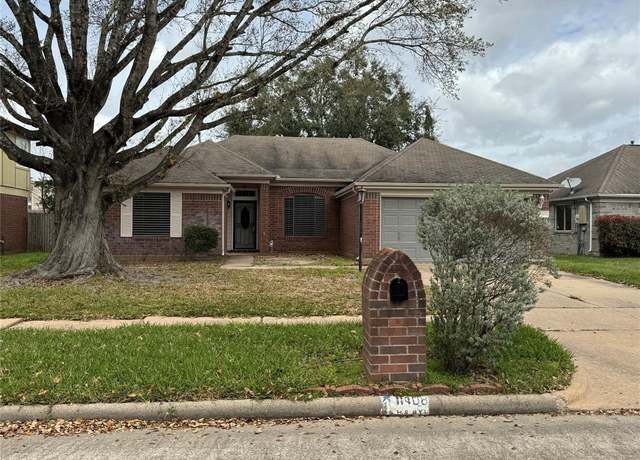 Property at 11408 32nd Ave N, Texas City, TX 77591, 3 beds, 2 baths