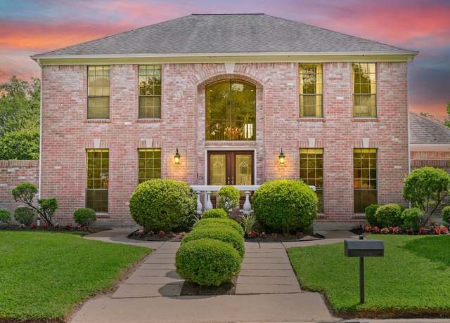 Property at 203 Laurel Springs Ct, Sugar Land, TX 77478, 4 beds, 5.5 baths