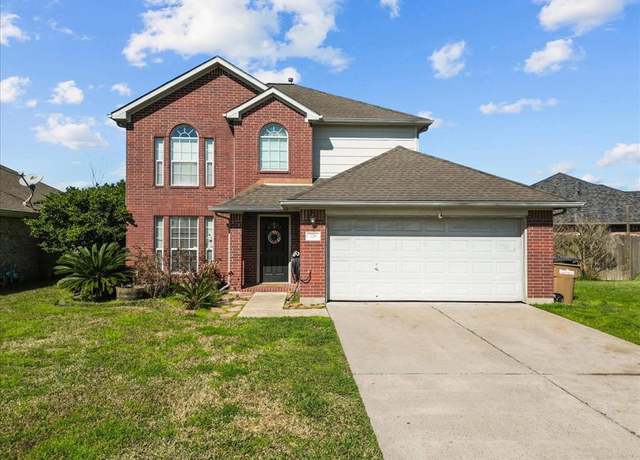 Property at 226 Dani Ln, Dickinson, TX 77539, 3 beds, 2.5 baths