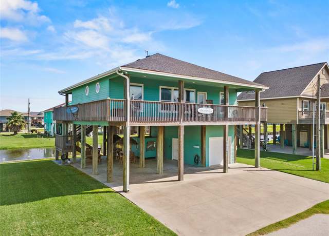 Property at 2617 Breaker Dr, Port Bolivar, TX 77650, 3 beds, 2.5 baths