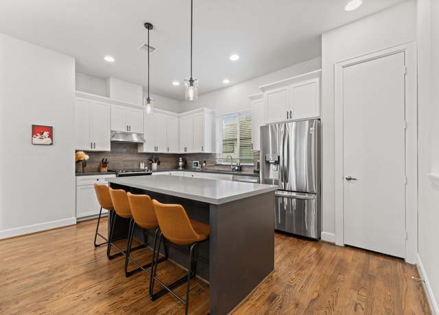 Property at 311 Eado Park Cir, Houston, TX 77020, 3 beds, 3.5 baths