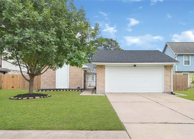 Property at 711 Charidges Dr, Houston, TX 77034, 3 beds, 2 baths
