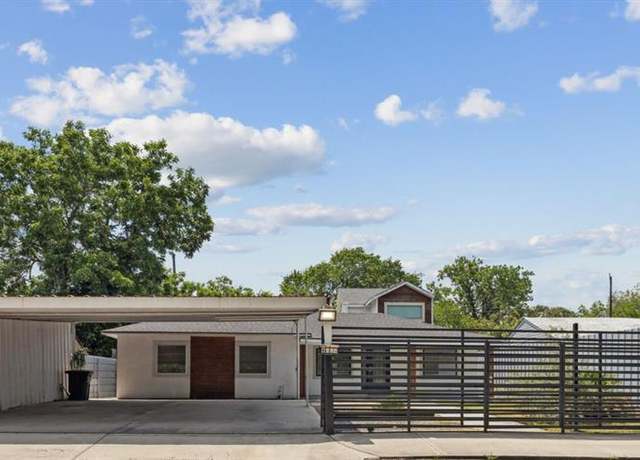 Property at 6414 Crestridge St, Houston, TX 77033, 4 beds, 4 baths