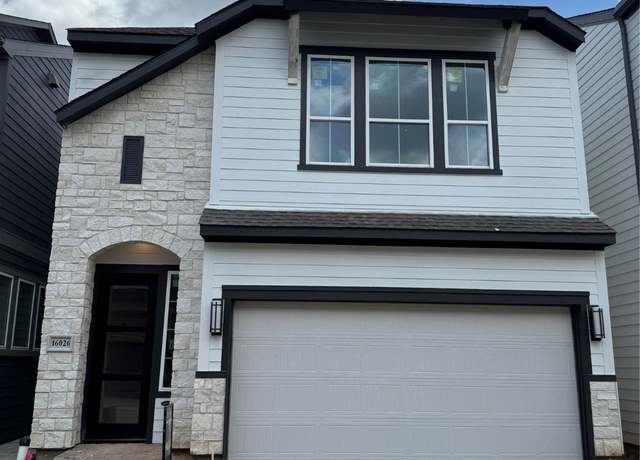 Property at 16026 Mason Run Dr, Houston, TX 77079, 3 beds, 2.5 baths