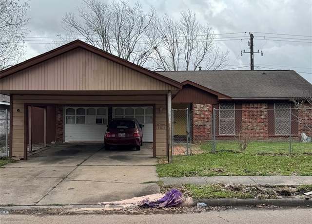 Property at 13907 Buffalo Speedway, Houston, TX 77045, 3 beds, 2 baths