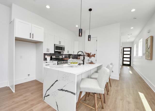 Property at 5029 Broom St Unit A, Houston, TX 77091, 3 beds, 2.5 baths