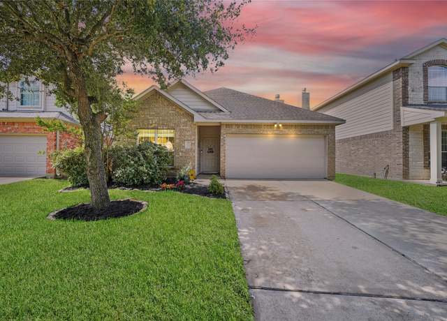 Property at 26431 Richwood Oaks Dr, Katy, TX 77494, 3 beds, 2 baths