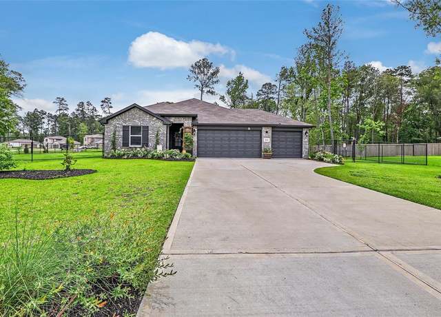 Property at 2822 Roman Forest Blvd, New Caney, TX 77357, 4 beds, 3 baths
