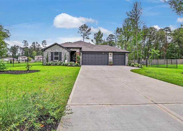 Property at 2822 Roman Forest Blvd, New Caney, TX 77357, 4 beds, 3 baths