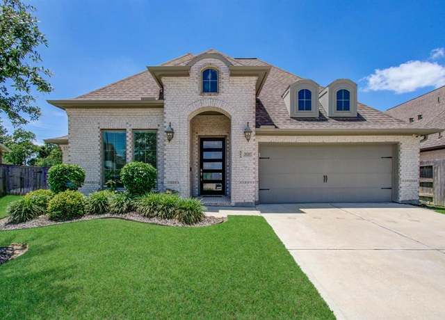 Property at 20207 Noble Arabian Dr, Tomball, TX 77377, 4 beds, 3 baths