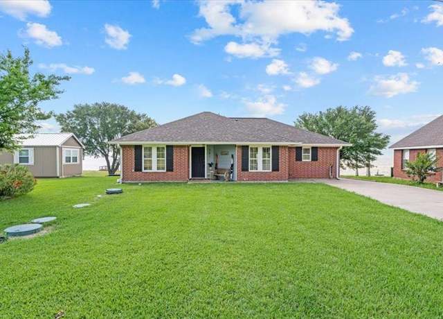 Property at 281 Fishermans Bend Dr, Point Blank, TX 77364, 3 beds, 2 baths
