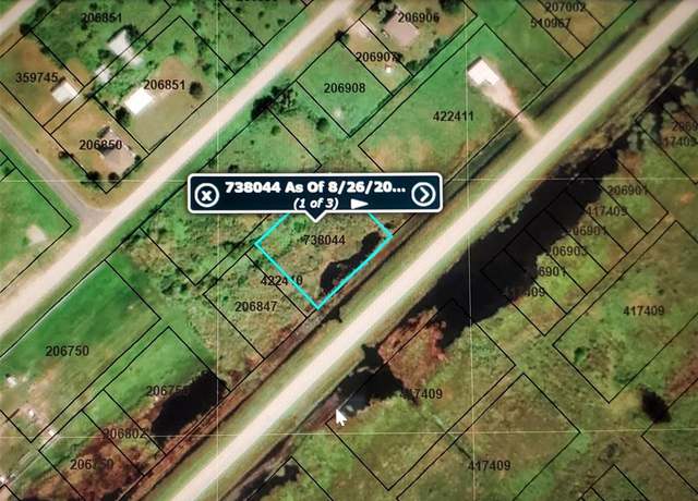 Property at 6 Broadway, Port Bolivar, TX 77650