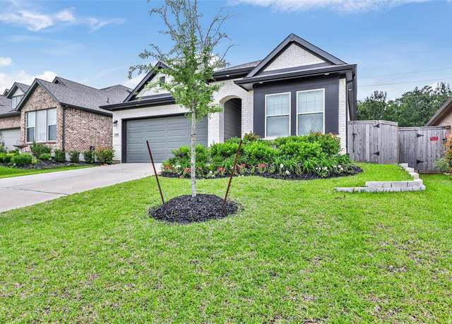 Property at 1317 Lakeside Creek Rd, Magnolia, TX 77354, 3 beds, 2 baths